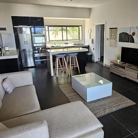 Endless Summer Apartments Tamarin Exterior photo