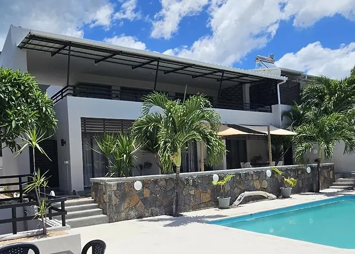 Endless Summer Apartments