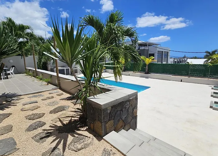 Endless Summer Apartments